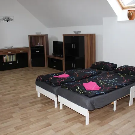 Apartamento Rapotín, Jesenická 296, 3km Od Termálního Parku Velké Losiny *